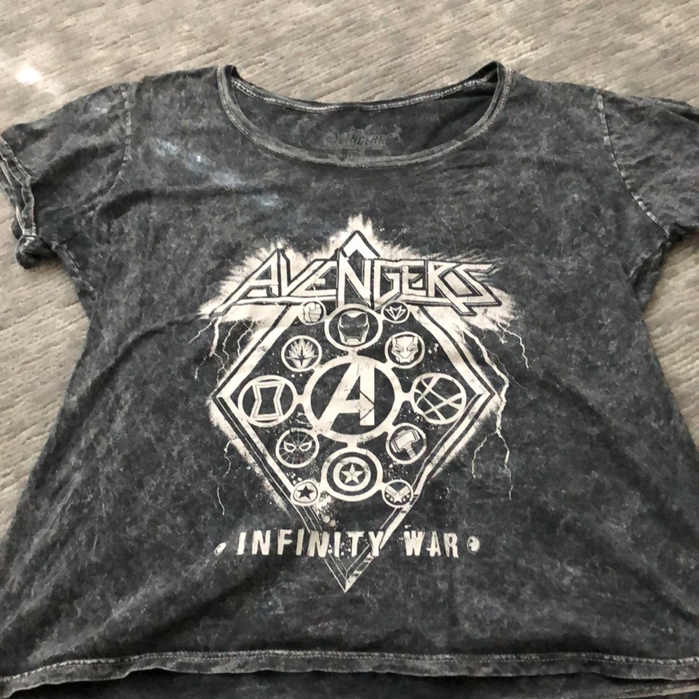 Avengers tee shirt! 💗